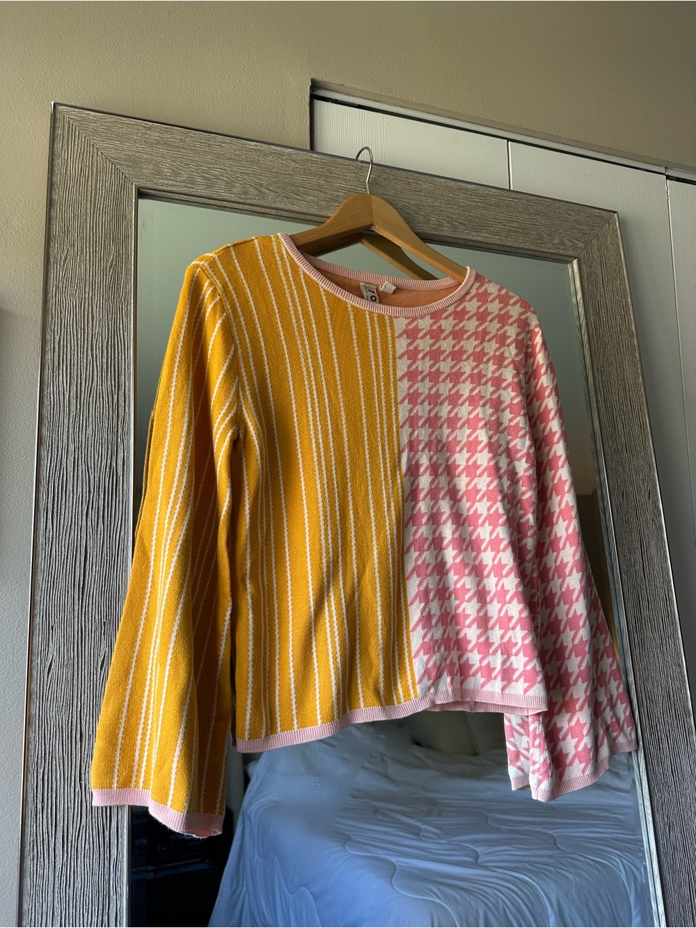 Dolan Anthropologie Flare Sleeve Sweater Pink Houndstooth Yellow Stripe Size XS